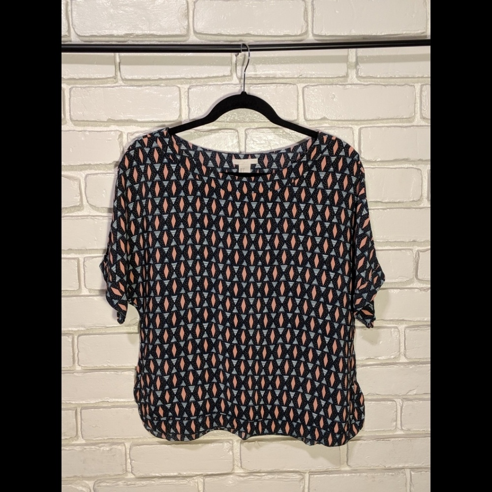 H&M | Geometric Short Sleeve Blouse